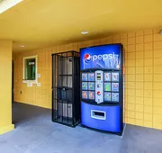 Econo Lodge San Bernardino I-215 hotel detail image 3