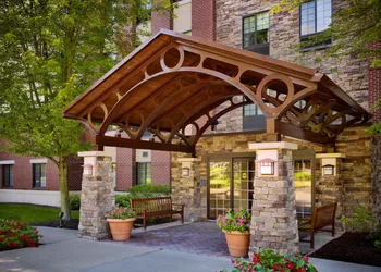 Sonesta ES Suites Charlotte Arrowood hotel thumbnail 2