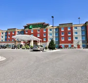 Holiday Inn Bismarck by IHG hotel detail image 5