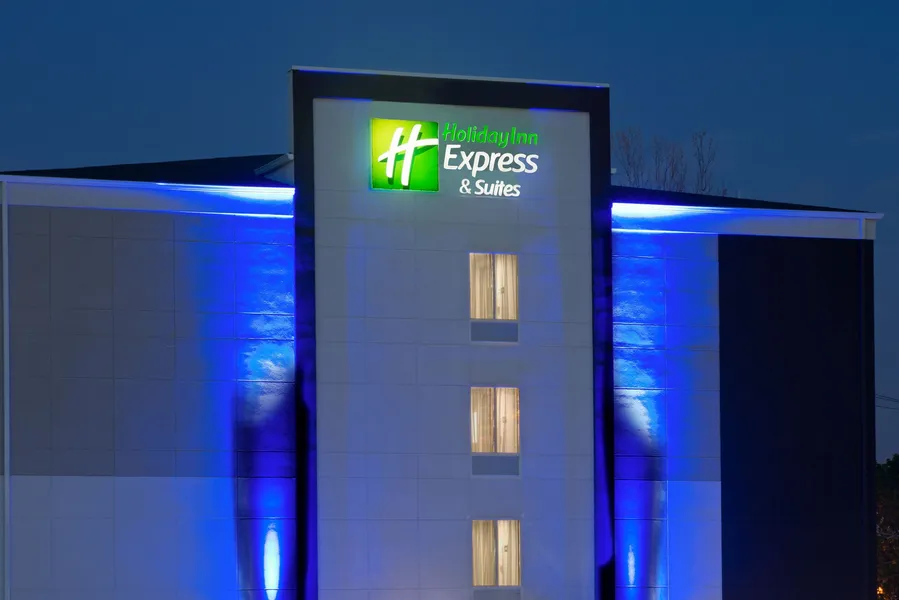 Holiday Inn Express & Suites New Cumberland by IHG hotel detail image 2