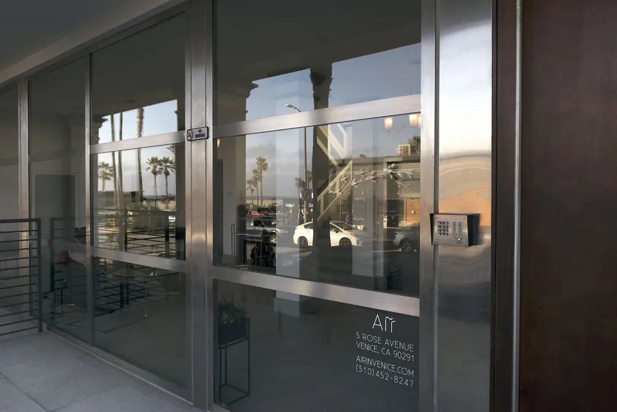 Air Venice on the Beach hotel detail image 6