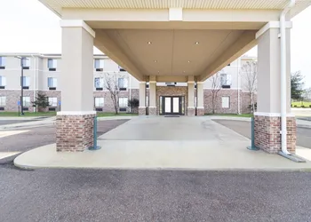 Ramada by Wyndham Jackson MS hotel thumbnail 4