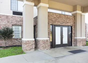Ramada by Wyndham Jackson MS hotel thumbnail 6