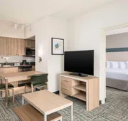 Homewood Suites by Hilton Miami-Airport/Blue Lagoon hotel detail image 5