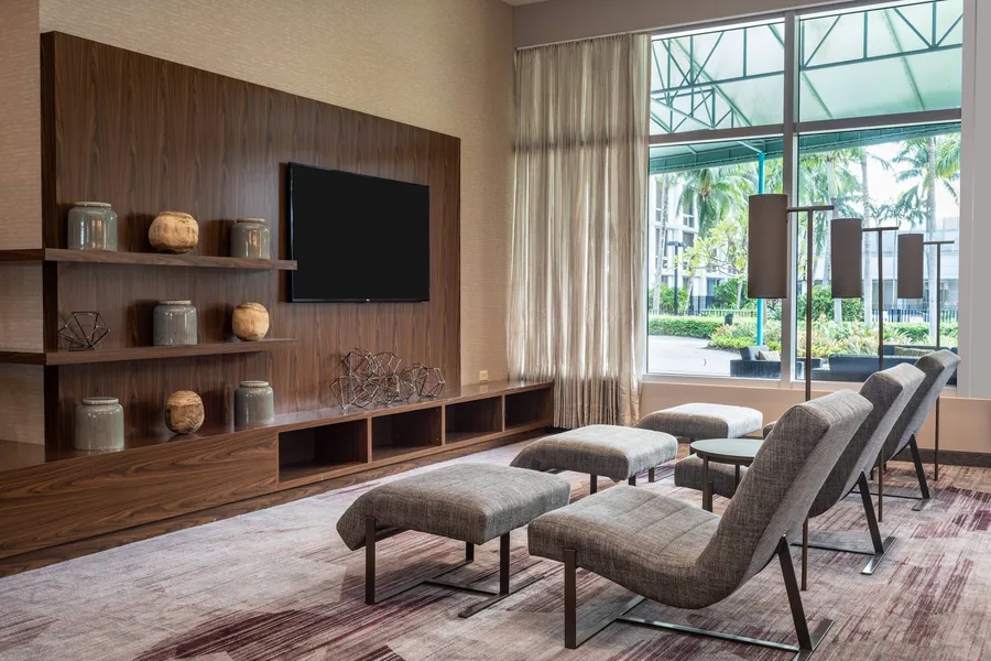 Courtyard by Marriott Miami Airport hotel detail image 6