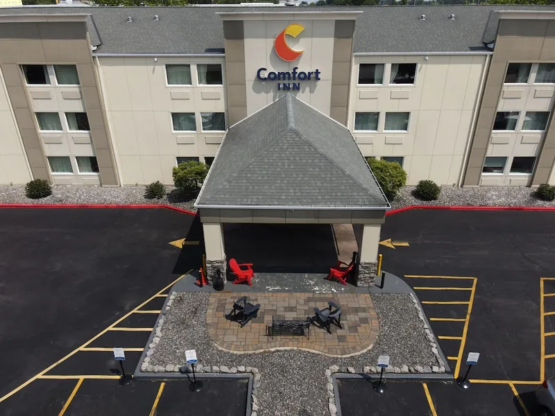 Comfort Inn Mayfield Heights Cleveland East hotel detail image 2