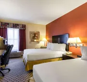 Quality Inn & Suites Oakwood Village - Cleveland South hotel detail image 7