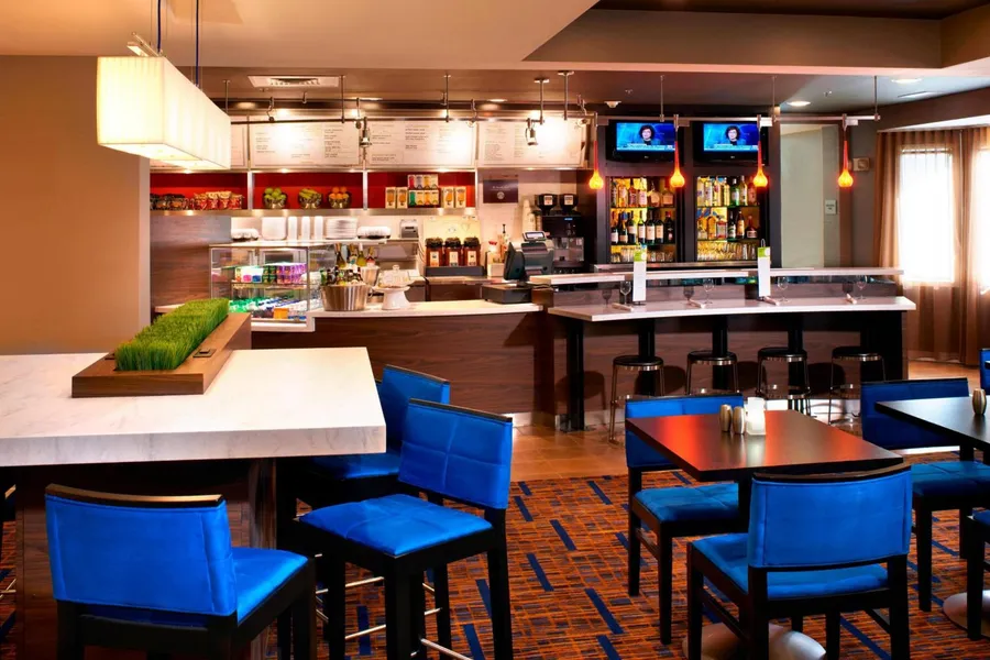 Courtyard by Marriott Cleveland Independence hotel detail image 2