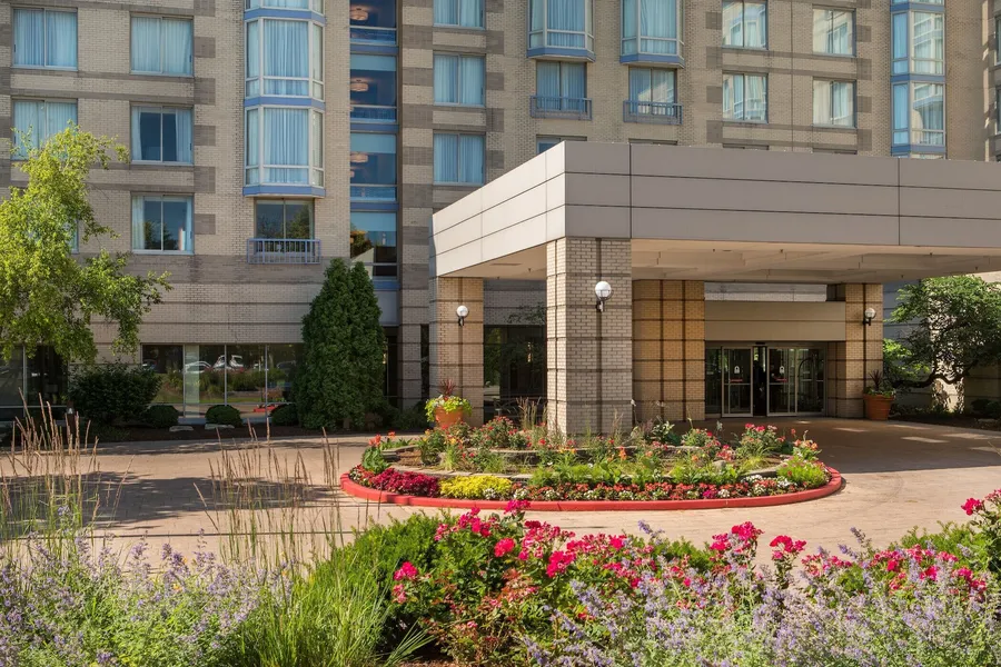 Sheraton Suites Chicago Elk Grove hotel detail image 2
