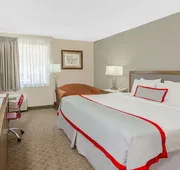 Ramada Plaza by Wyndham Garden Grove/Anaheim South hotel detail image 4