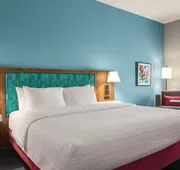 Hampton Inn & Suites Springfield, MO hotel detail image 3