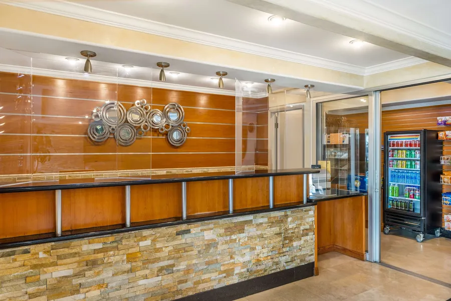 Best Western Plus Orange County Airport North hotel detail image 6