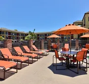 Best Western Plus Raffles Inn & Suites hotel detail image 3