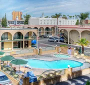 Kings Inn Anaheim at the Park & Convention Center hotel detail image 3