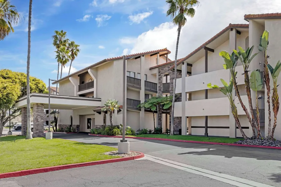 Best Western Carlsbad by the Sea hotel detail image 2