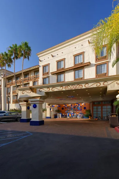 Courtyard by Marriott Old Town hotel detail image 2