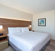 Holiday Inn Express Los Angeles Airport by IHG hotel detail image 5