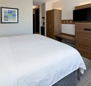 Holiday Inn Express Los Angeles Airport by IHG hotel detail image 7