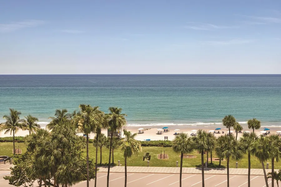 Embassy Suites by Hilton Deerfield Beach Resort & Spa hotel detail image 6