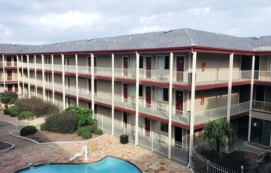 Red Roof Inn Kenner – New Orleans Airport NE hotel detail image 2