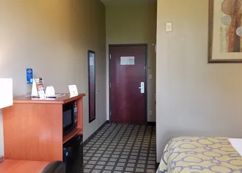 Baymont by Wyndham Marrero hotel thumbnail 7