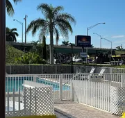 Belmont Inn & Suites hotel detail image 7