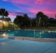 HomeTowne Studios By Red Roof Vero Beach - I-95 hotel detail image 3