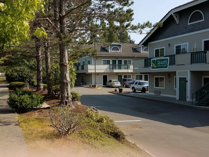 Quality Inn & Suites Bainbridge Island hotel detail image 2