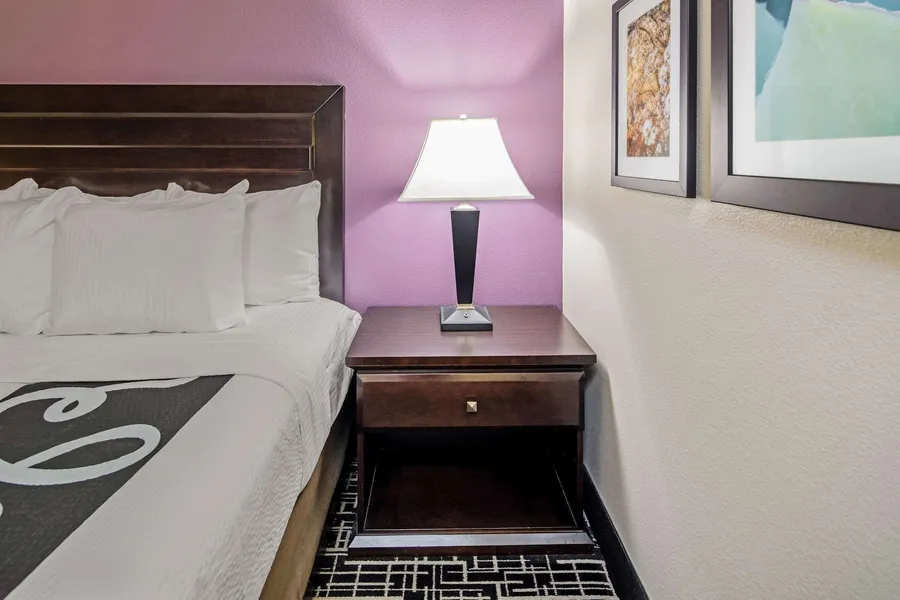 La Quinta Inn & Suites by Wyndham Temecula hotel detail image 6