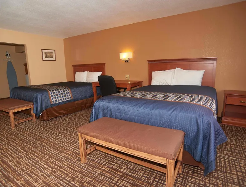 Hollow Inn and Motel hotel detail image 6