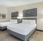 Ramada by Wyndham Hartford North / Bradley Airport hotel detail image 7