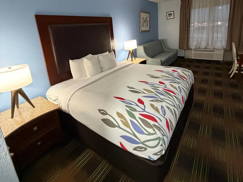 Trident Inn & Suites, New Orleans hotel detail image 2