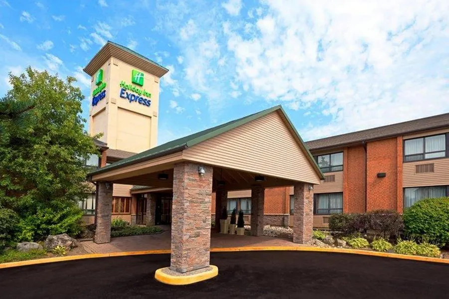 Holiday Inn Express Toronto East - Scarborough by IHG hotel detail image 2