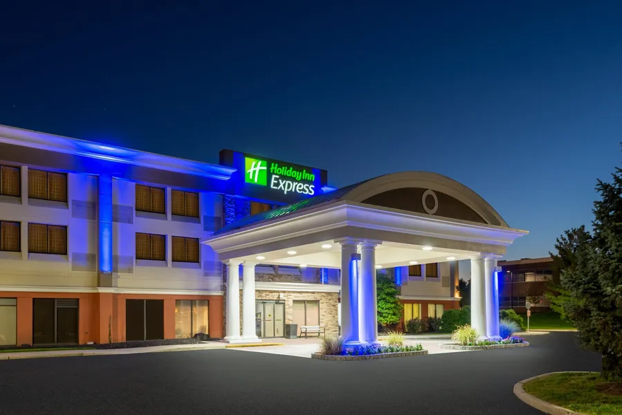 Holiday Inn Express Philadelphia NE - Bensalem by IHG hotel detail image 2