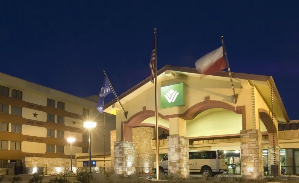 Wyndham Garden Hotel Austin hotel detail image 2