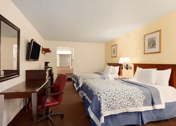 Days Inn By Wyndham Austin/University/Downtown hotel thumbnail 7