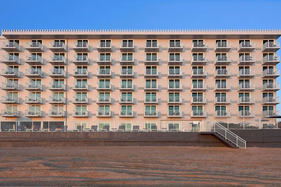 Spark by Hilton Ormond Beach Oceanfront hotel detail image 2