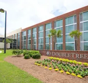DoubleTree by Hilton Hotel & Suites Charleston Airport hotel detail image 3