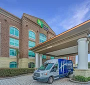 Holiday Inn Express & Suites Charleston Arpt-Conv Ctr Area hotel detail image 4