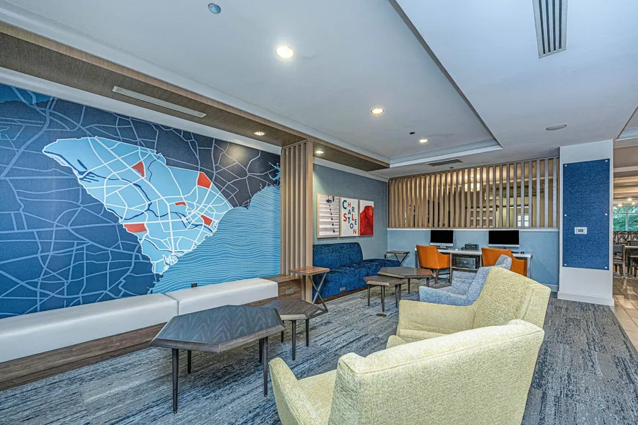 Holiday Inn Express & Suites Charleston Arpt-Conv Ctr Area hotel detail image 6
