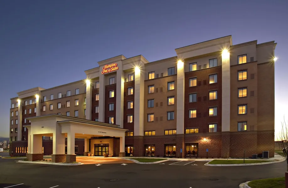 Hampton Inn Suites Minneapolis St Paul Arpt-Mall of America hotel detail image 2