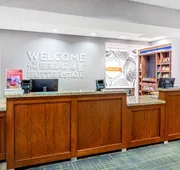 Hampton Inn Suites Minneapolis St Paul Arpt-Mall of America hotel detail image 3