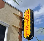 Hyde Park Hotel hotel detail image 3