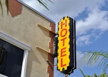 Hyde Park Hotel hotel thumbnail 3
