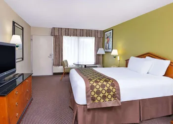 Ramada by Wyndham Pikesville/Baltimore North hotel thumbnail 7