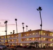Super 8 By Wyndham Santa Barbara/Goleta hotel detail image 4