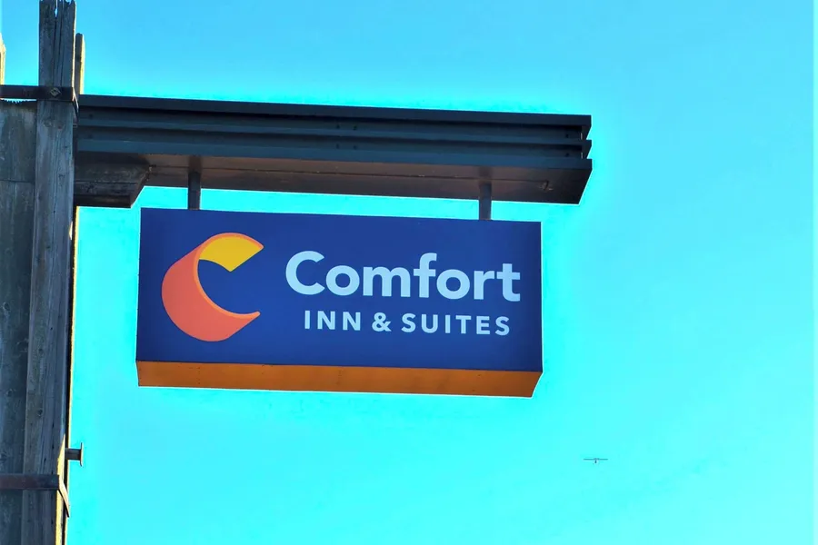 Comfort Inn & Suites Vancouver Downtown City Center hotel detail image 2