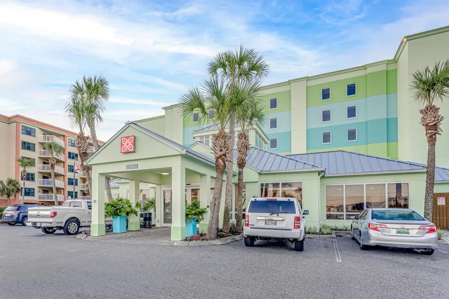 Hilton Garden Inn Orange Beach Beachfront hotel detail image 2