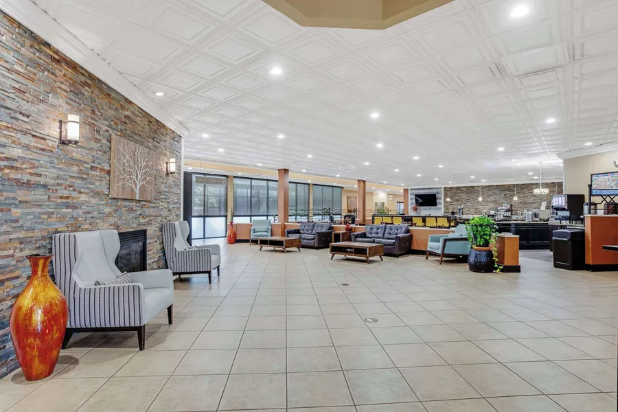 Clarion Inn Asheville Airport hotel detail image 6