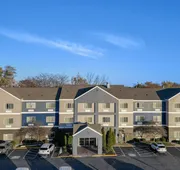 SureStay by Best Western Mount Pleasant Racine hotel detail image 3
